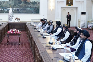 کابینه طالبان: عواید از طریق بانک‌ها جمع‌آوری شود