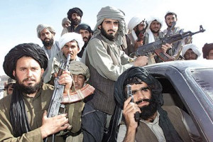 جنگ میان دو گروه طالبان، ده کشته بر جای گذاشت