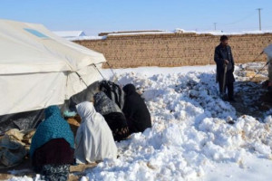 صلیب سرخ: شدت سردی هوا جان میلیونها نفر را به خطر میاندازد