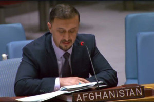 فایق: تلاش یوناما برای برقراری صلح در افغانستان مهم است