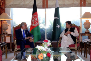 عمران خان: صلح در افغانستان به نفع پاکستان است