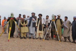  کار اعمار شهرک برای زلزله‌زدگان هرات آغاز شد