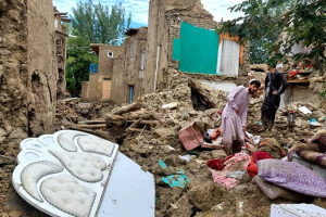 طی یک هفته گذشته 63 نفر در اثر سیلاب جان باختهاند