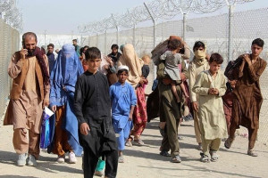 ۸.۲ میلیون افغان در کشورهای همسایه افغانستان مهاجر هستند