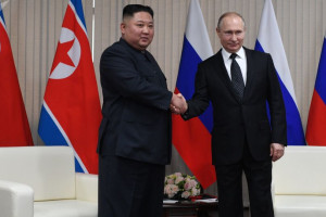 گفتگوی پوتین با رهبر کوریای شمالی آغاز شد