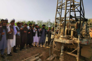 کار ساخت دو شبکه تأمین آب آشامیدنی در سمنگان آغاز شد