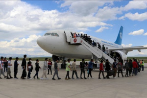 ترکیه حدود ۵۰۰ مهاجر افغان را به کابل بازگرداند