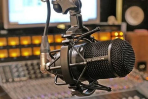 ۱۱۷ رادیو به دلیل مشکلات اقتصادی مسدود شده است
