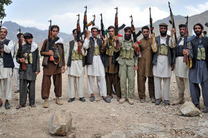 طالبان از میان مردم تخار سربازگیری می کنند