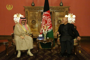 غنی؛ نشان عالی دولتی افغانستان را به خانواده آل سعود اهدا کرد