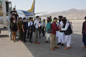25دانش‌آموخته اکادمی نظامی هند به کابل رسیدند