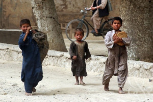 نزدیک به 98 درصد افغان‌ها غذای کافی برای خوردن ندارند