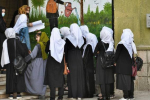 علمای دینی به طالبان: مکاتب دخترانه را باز کنید