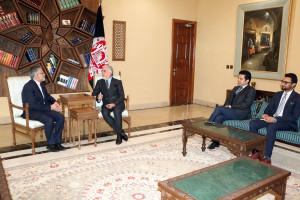 ملاقات رییس اجراییه با سفیر ایران در کابل