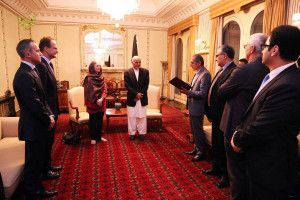 مدال عالی دولتی ملالی به یک خانم آسترالیایی اهدا شد