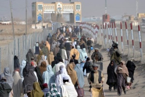 پاکستان به اخراج پناهجویان افغان ادامه میدهد