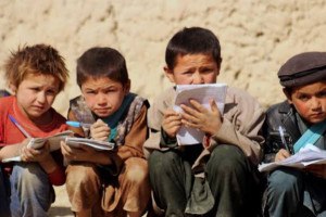 کمک ۲۵ میلیون دالری بانک جهانی به کودکان افغان