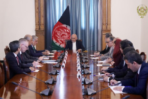 دیدار خلیل‌زاد با رییس جمهور غنی در کابل
