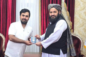 روند توزیع پاسپورت در قزاقستان به اتباع افغانستان آغاز شد