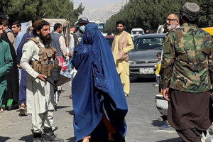 ادعای خشونت طالبان علیه زنان پروپاگند است
