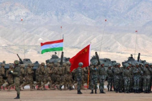 رزمایش مشترک چین و تاجیکستان در  مرز با افغانستان