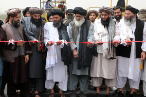 پروژه بازسازی و آسفالت بزرگ‌راه کابل - قندهار آغاز شد