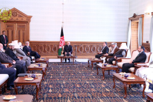 رئیس جمهورغنی با رهبران سیاسی در مورد وضعیت سیاسی افغانستان بحث کرد