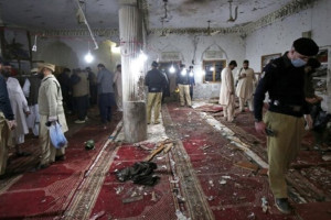 داعش مسوولیت حمله بر مسجد شیعیان در پاکستان را به عهده گرفت