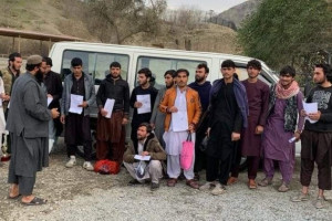 ۱۵ مهاجر افغان از زندان‌های پاکستان رها شدند