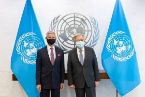 دبیر کل سازمان ملل و وزیر خارجه هند در باره افغانستان گفتگو کردند