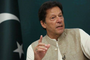خان: پاکستان با تمام قوت از افغانستان پشتیبانی می‌کند