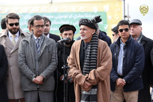 غنی: افغانستان باید به چهار راه ترانزیت انرژی مبدل گردد