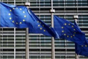 اتحادیه اروپا از توافق صلح دولت و حزب اسلامی حمایت مالی می کند
