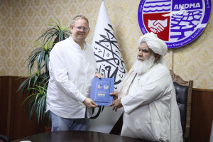 توزیع ۱۶۵ هزار دالر کمک نقدی به نیازمندان در بدخشان