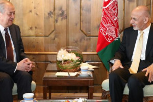 رئیس جمهور غنی با وزیر خارجه ازبکستان روی پروسه صلح بحث کرد