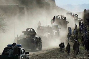 کاروان نیروهای امنیتی درمسیر کابل آماج حملات انفجاری قرار گرفت