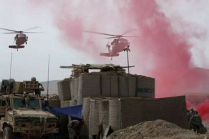 حمله طالبان بر پایگاه ارتش در هلمند 23 کشته برجا گذاشت