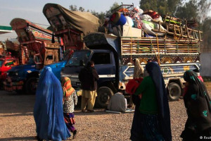 پناهجویان افغان تا آخر سال 2017در پاکستان اقامت خواهند کرد