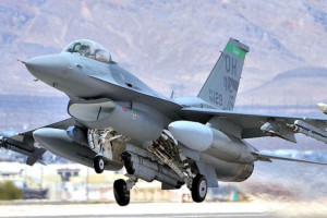 ترکیه با خرید جنگنده‌های اف- ۱۶ با امریکا موافقت کرد