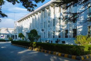 وزارت خارجه: اسناد کنسولی از طریق افغان پست ارسال میشود