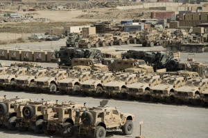 خطر دستیابی تروریستان به تسلیحات باقی مانده امریکا در افغانستان