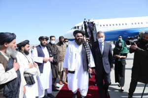 وزیر خارجه چین به کابل رسید
