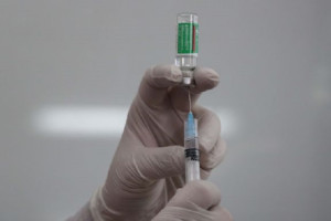 تاریخ مصرف 1.6 میلیون دوز واکسین کرونا در افغانستان در حال انقضا است