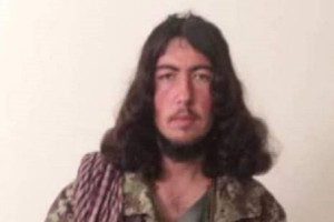 یک عضو کلیدی طالبان در بدخشان به دولت پیوست