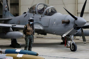 خلبانان افغان از تاجیکستان به امریکا منتقل شدند