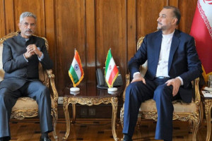 وزیران خارجه ایران و هند گفتگو کردند