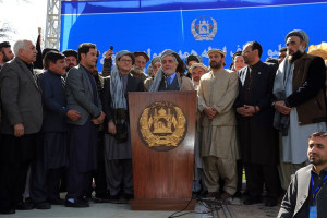عبدالله: هزاران تن از اقوام مختلف پشتون از ما حمایت کردند