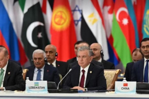  گروه بین‌المللی مذاکره در باره افغانستان ایجاد شود