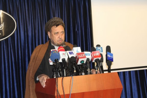 محمد محقق: حکومت نباید هویت ستیزی کند