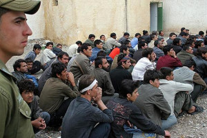 205 شهروند افغانستانی از زندان های ایران به کشور انتقال داده شدند
